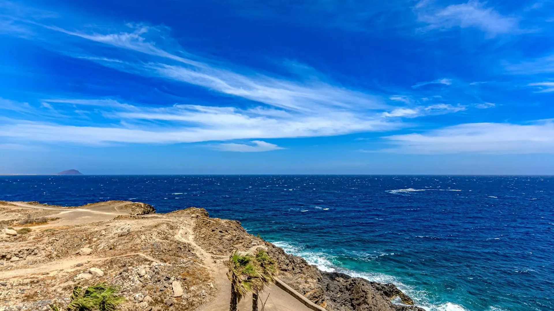 Atlantis 1 One Bedroom Apartment With Ocean View And Pool Costa Del Silencio