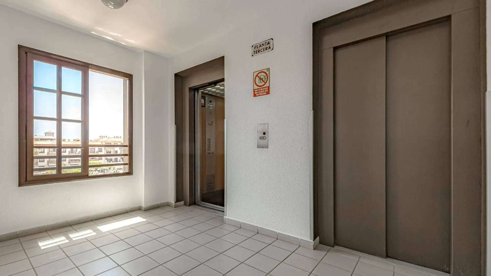 Atlantis 1 One Bedroom Apartment With Ocean View And Pool Costa Del Silencio Spanien