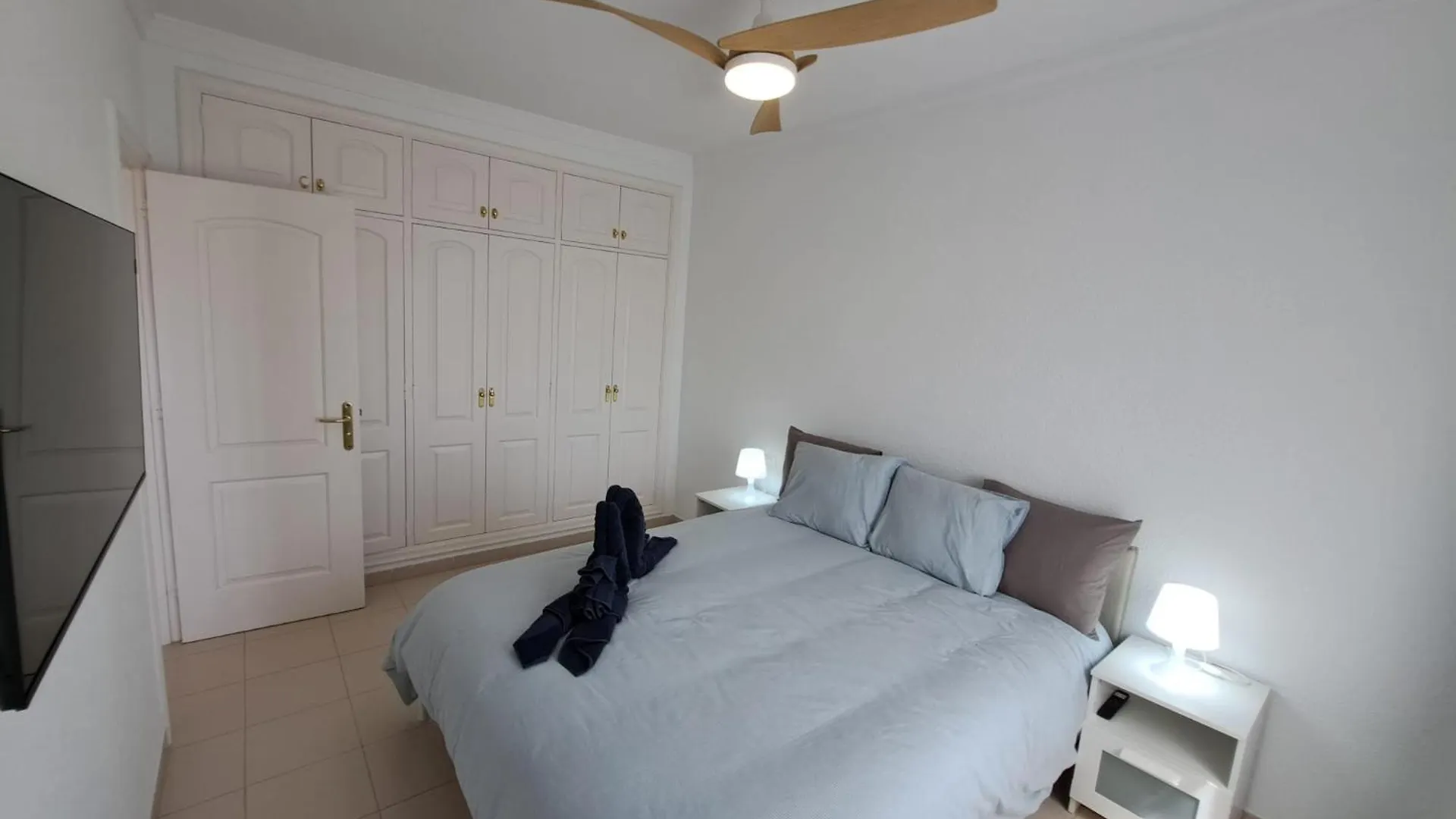 Atlantis 1 One Bedroom Apartment With Ocean View And Pool Costa Del Silencio